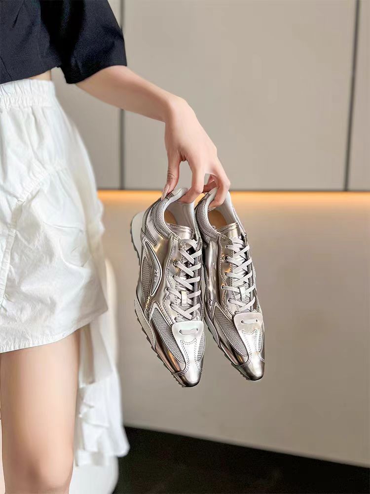 Women Shoes Hong Kong - Chaussures de sport à bout pointu