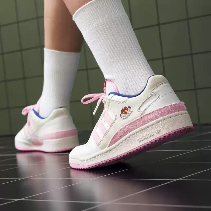Chaussures pour femmes Adidas  - Women Shoes Hong Kong avis et prix